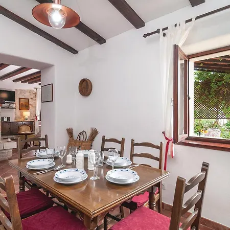 Ferienhaus Svjosipa