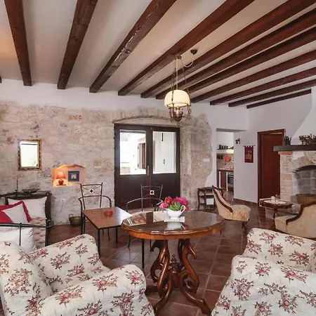 Holiday home 3 Bedroom Gorgeous In