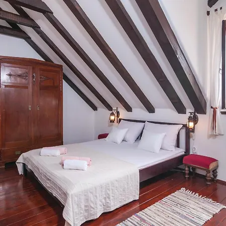 3 Bedroom Gorgeous In *
