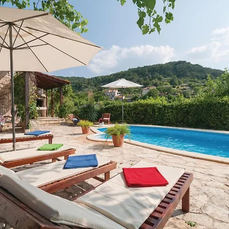 Svjosipa Ferienhaus Nerezisca